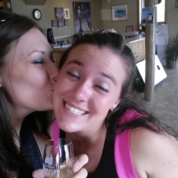 Meet your Posher, Lisa - Picture 15 of 16